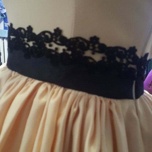 Victorian inspired yel/ blk satin  couture gown - Picture 6 of 8